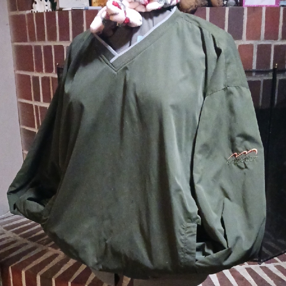Cabela's Dark Green Jacket